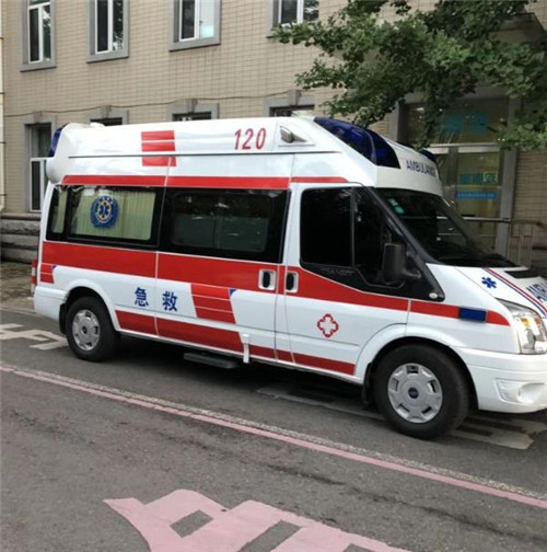 杂多选择我们的救护车出租,开启安心转院之旅